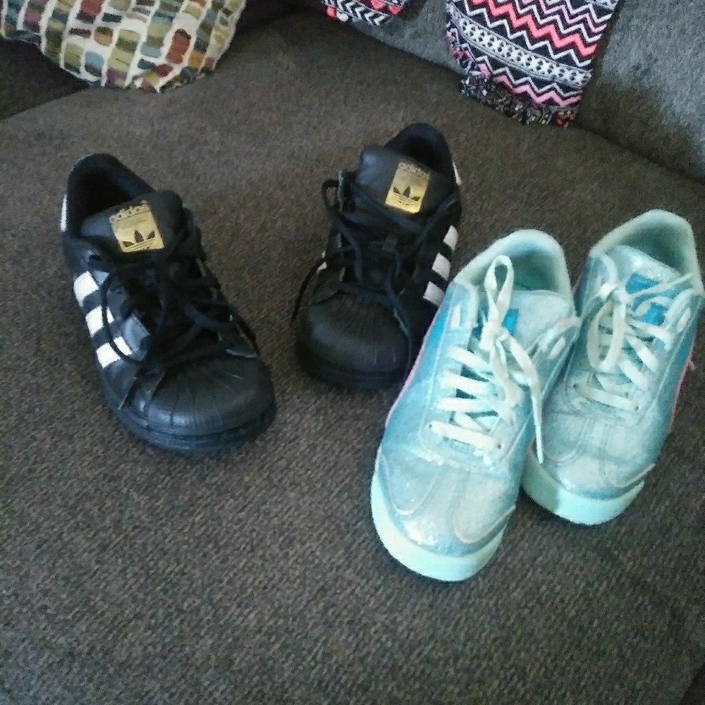 Kids name brand sneakers